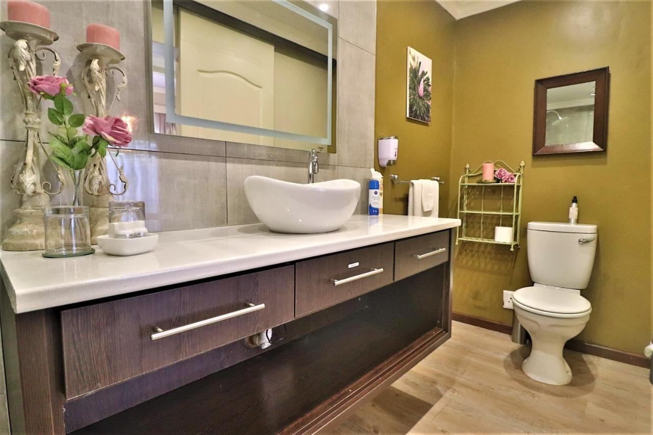 The Ranch Guesthouse Potchefstroom Bagian luar foto