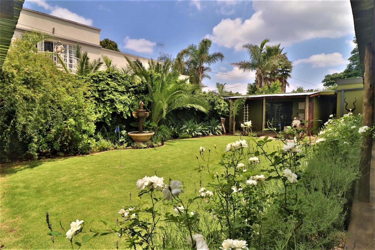 The Ranch Guesthouse Potchefstroom Bagian luar foto